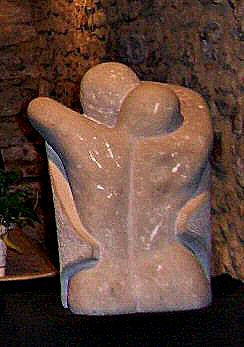 EL ABRAZO Piedra Figurativa