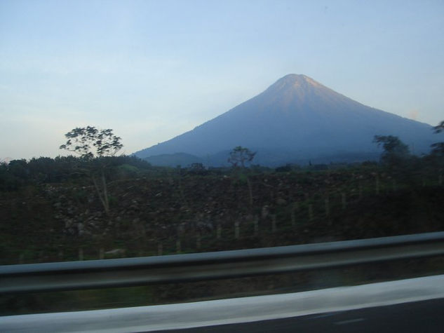 VOLCAN Naturaleza Color (Digital)