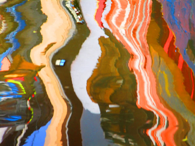 Colored reflections in an old Canal -7- Naturaleza Color (Digital)