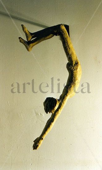 "Volador" Mixed Figurative