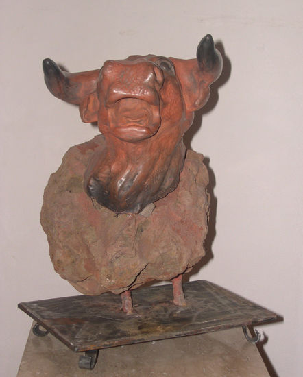 Bramido Volcanico Pottery Figurative