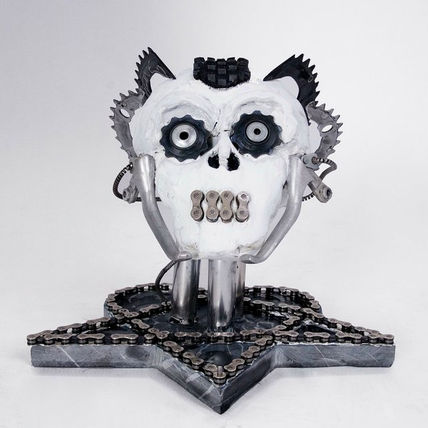 CAlavera Biker...