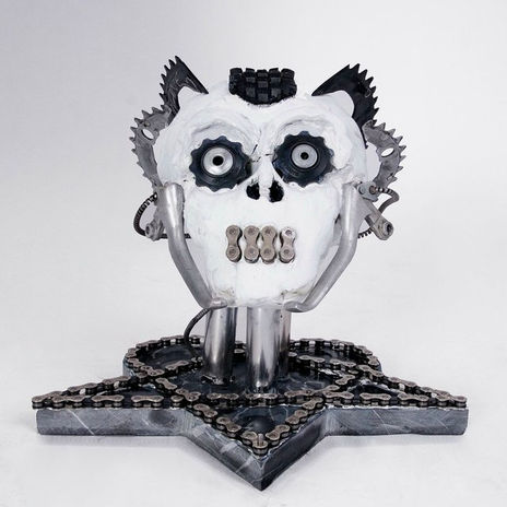 CAlavera Biker...
