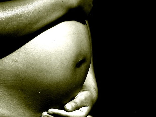 El asilo del amor es atacado por jóvenes cuervos