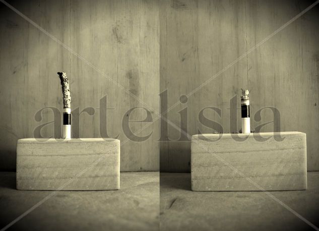 Cigarrillo III Conceptual/Abstracto Blanco y Negro (Digital)