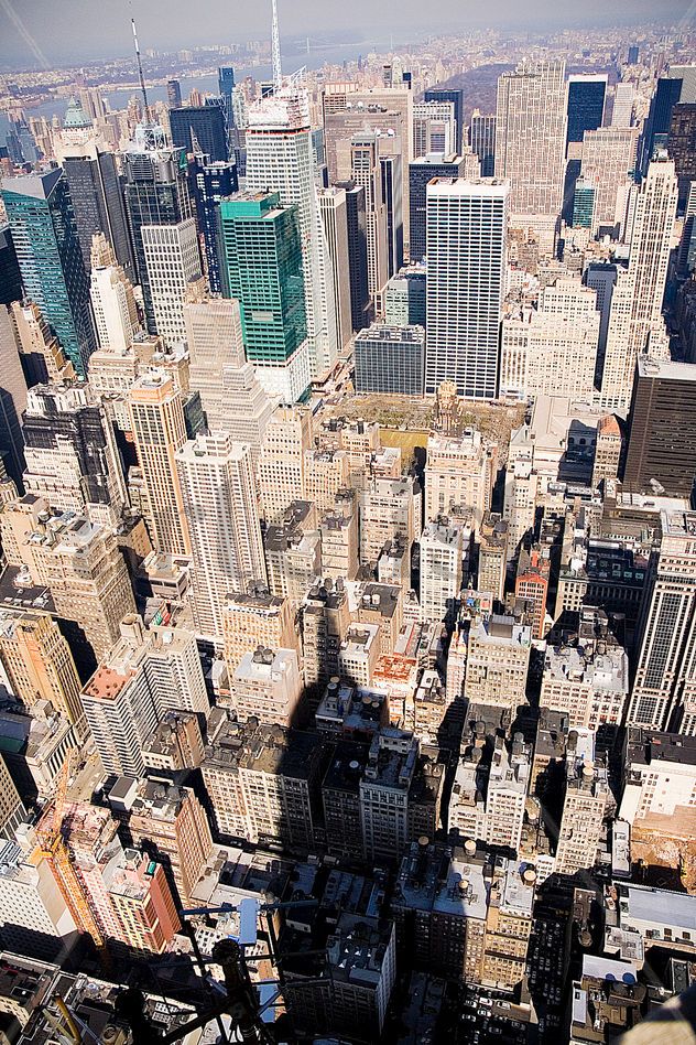 N.Y. what makes a city 23