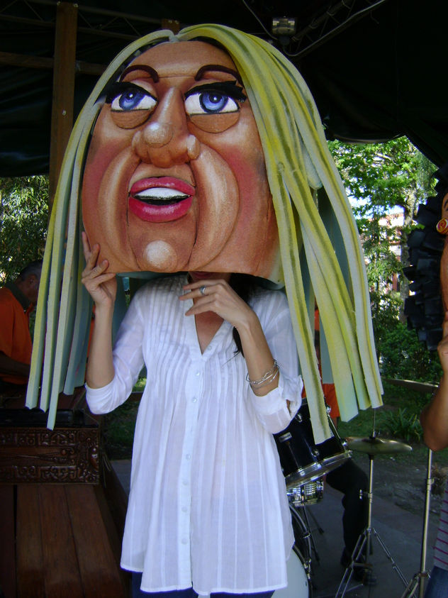 MASCARONES CARICATURESCOS