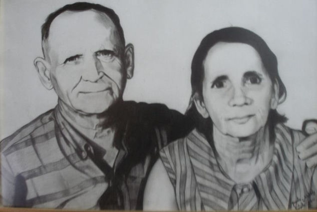 Los Abuelos Charcoal