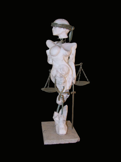 La justicia Argentina Stone Figurative