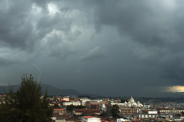 Rayo de tormenta Naturaleza Color (Digital)