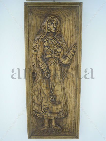 La Maragata Carving Figurative