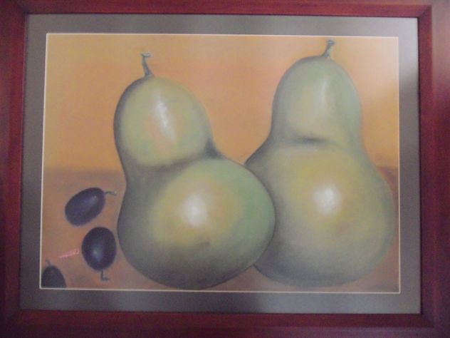 PERAS Y UVAS
