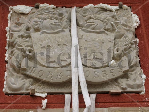 Escudo Morán-Corres