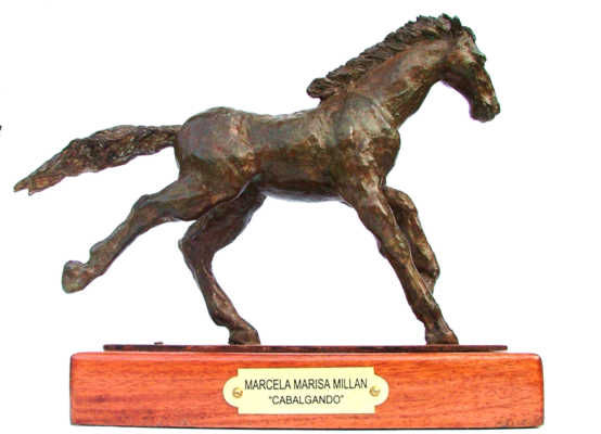 Cabalgando Bronze Figurative