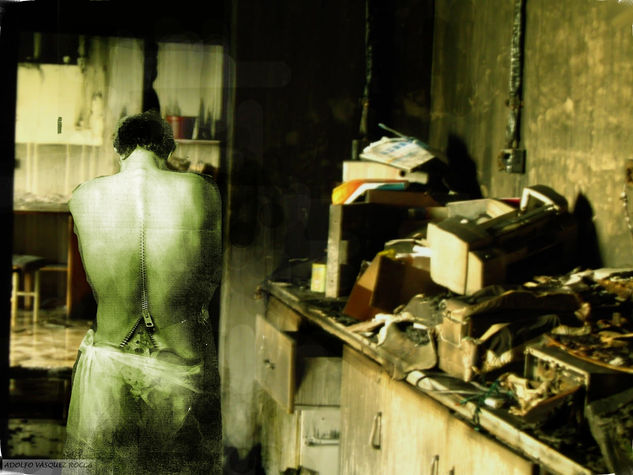 LA ZONA, ESTUDIO SOBRE ANDREI TARKOVSKY Mixed media Canvas Others