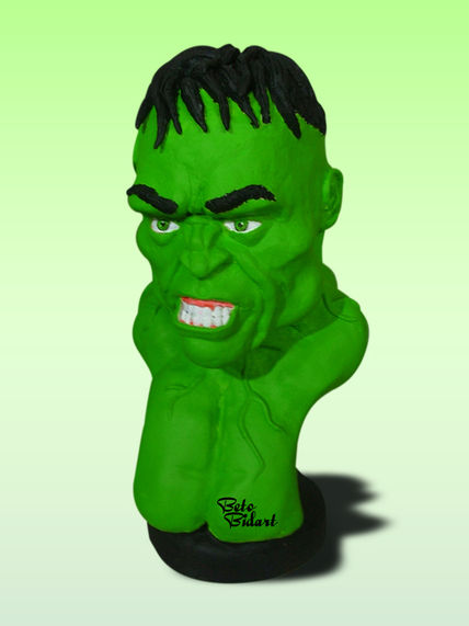 Busto de Hulk