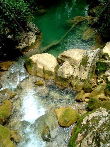 Piedras en el Rio...