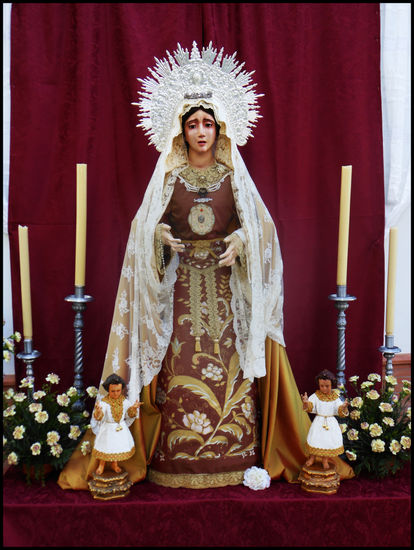 VIRGEN DEL CARMEN DOLOROSO Madera Figurativa