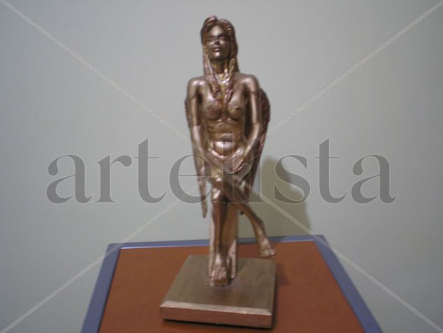 Mujer libre Terracotta Figurative