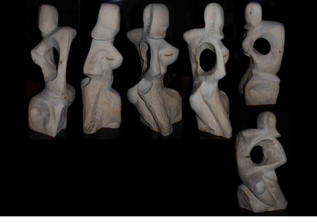 bailaora de tres caras Wood Figurative