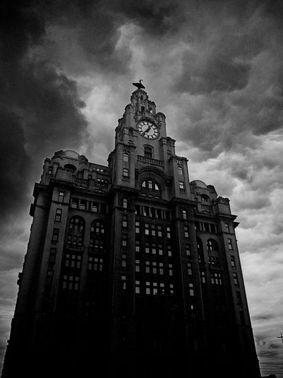 Liverpool Arquitectura e interiorismo Blanco y Negro (Digital)