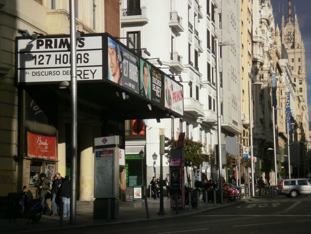 Gran Vía Architecture and Interiorism Color (Digital)