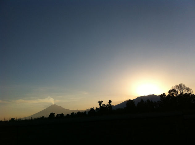 Fumarola al atardecer