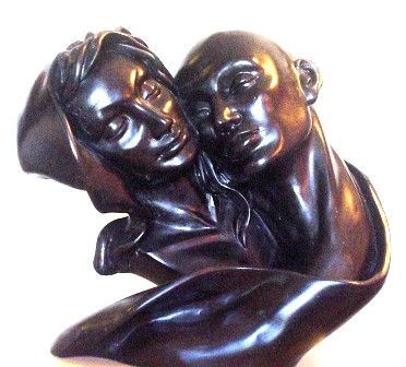 Pareja I Marble Figurative