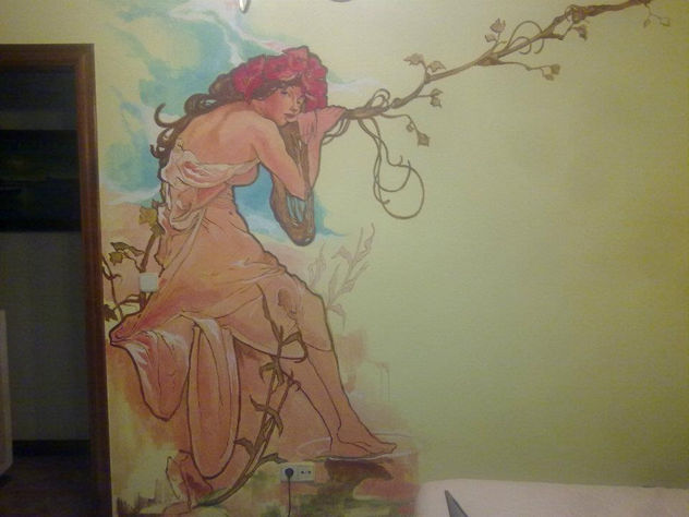 mucha