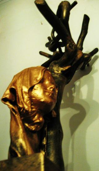 MEMÓRIA Wood Figurative