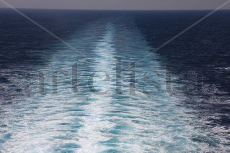 Estelas en la mar