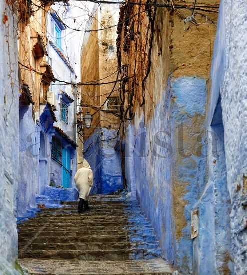 Serpenteando por Chefchaouen Architecture and Interiorism Color (Digital)