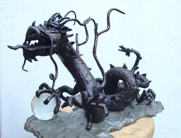 Dragón imperial chino. Bronze Figurative