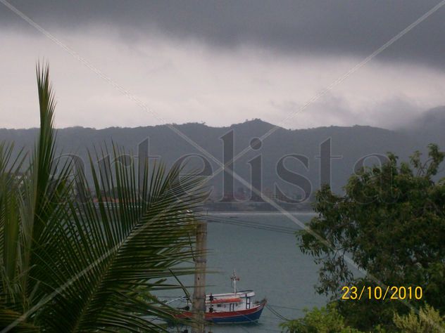 Tormenta. Serie (2).Brasil.S.C.