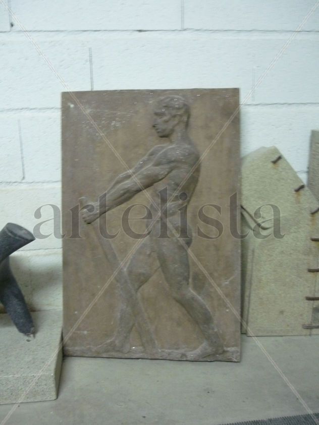 relieve de hombre