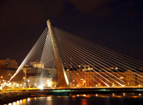 Puente nocturno