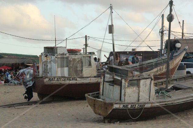 Barcos Photojournalism and Documentary Color (Digital)