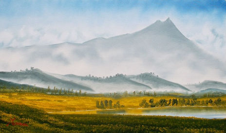 Picos en la niebla