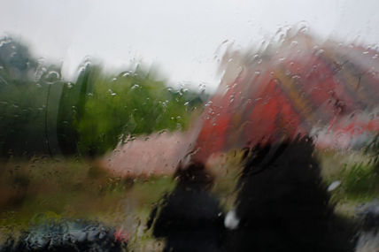 Bajo la lluvia