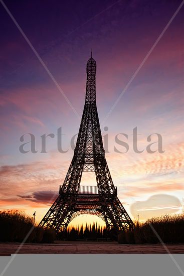 Torre Eiffel Architecture and Interiorism Color (Digital)