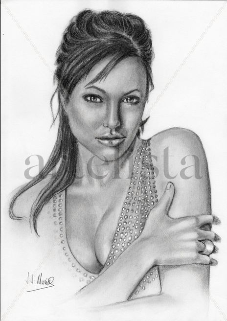 Angelina jolie