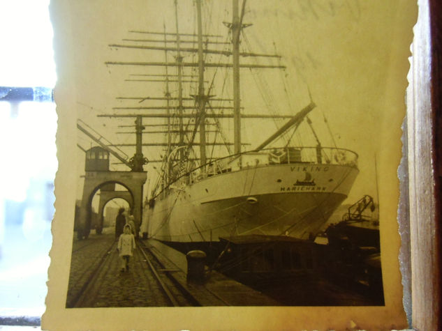 foto original del año 1951 del barco viking mariehamn Photojournalism and Documentary Black and White (Manual)