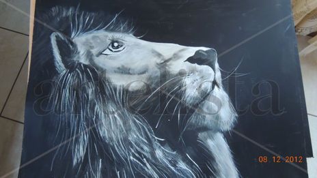 León