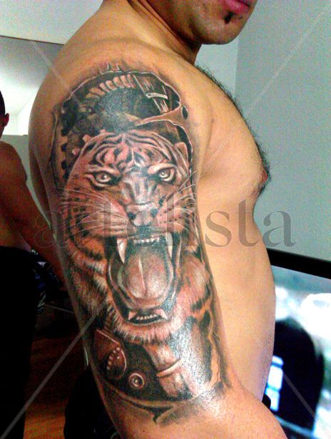 Tatuaje por Moacir...