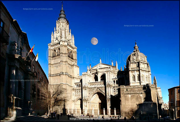 CATEDRAL DE TOLEDO Architecture and Interiorism Color (Digital)