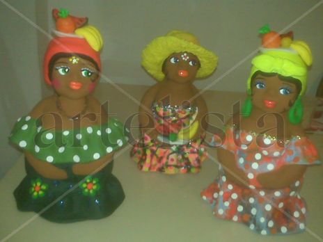 Muñecas    ma´conchas