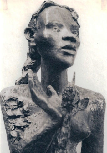 CAÁ YARÍ, GODDESS OF YERBA MATE, 1984 Terracota Figurativa