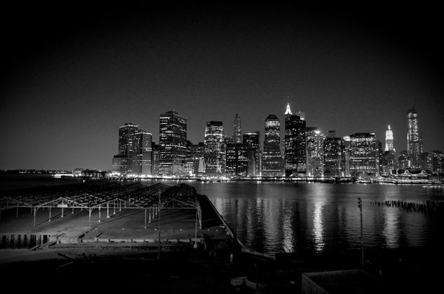 desde brooklyn Travel Black and White (Digital)