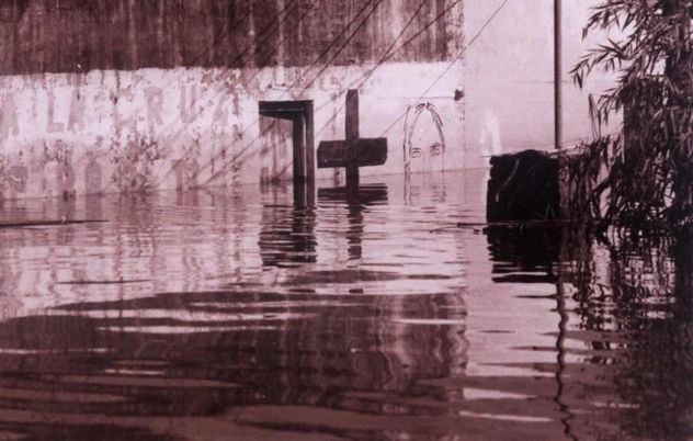 CUANDO EL AGUA DUELE
