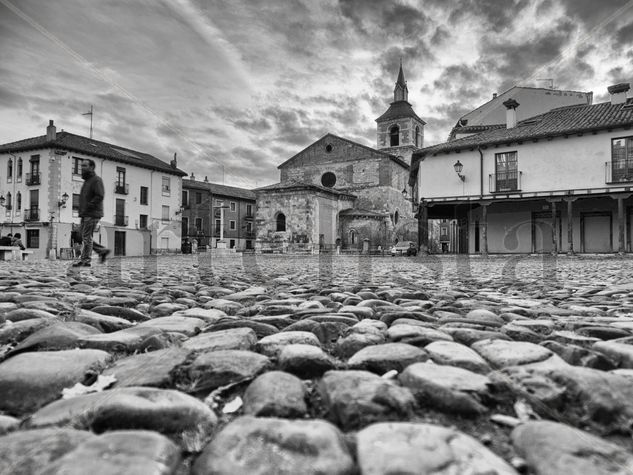 Plaza del Grano Fotoperiodismo y documental Blanco y Negro (Digital)